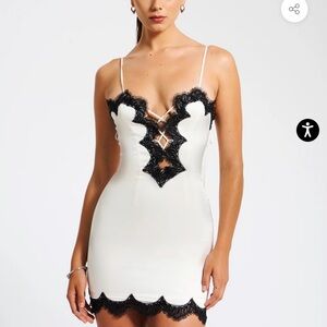 MISS CIRCLE mini dress
